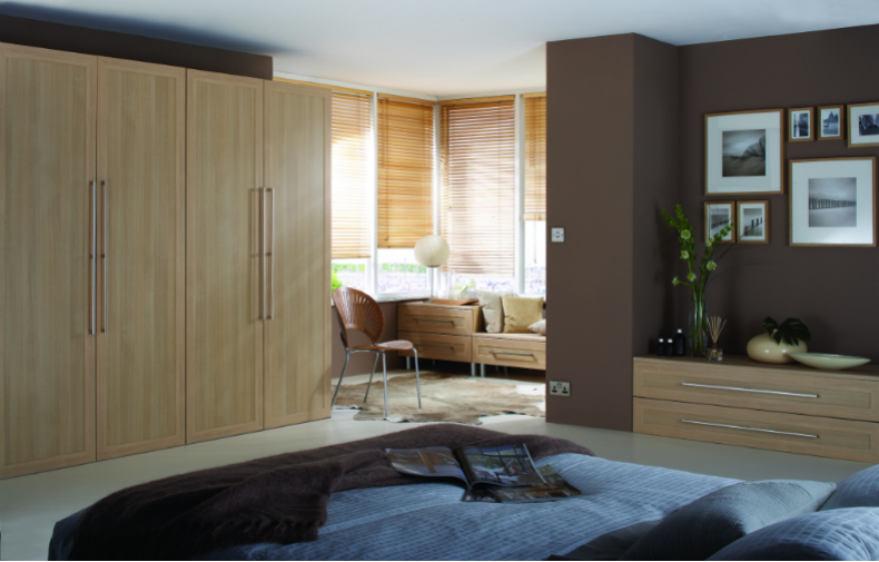 ECF_Ferrara_Oak_roomset